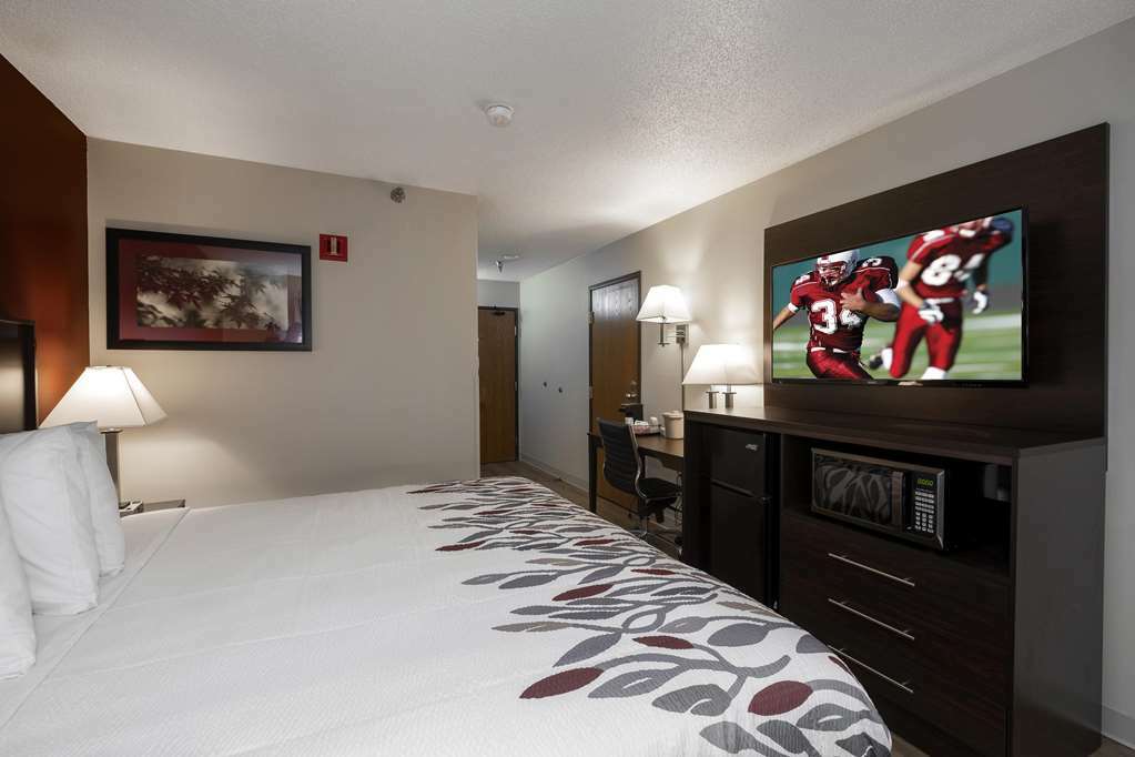 Red Roof Inn Greensburg Habitación foto